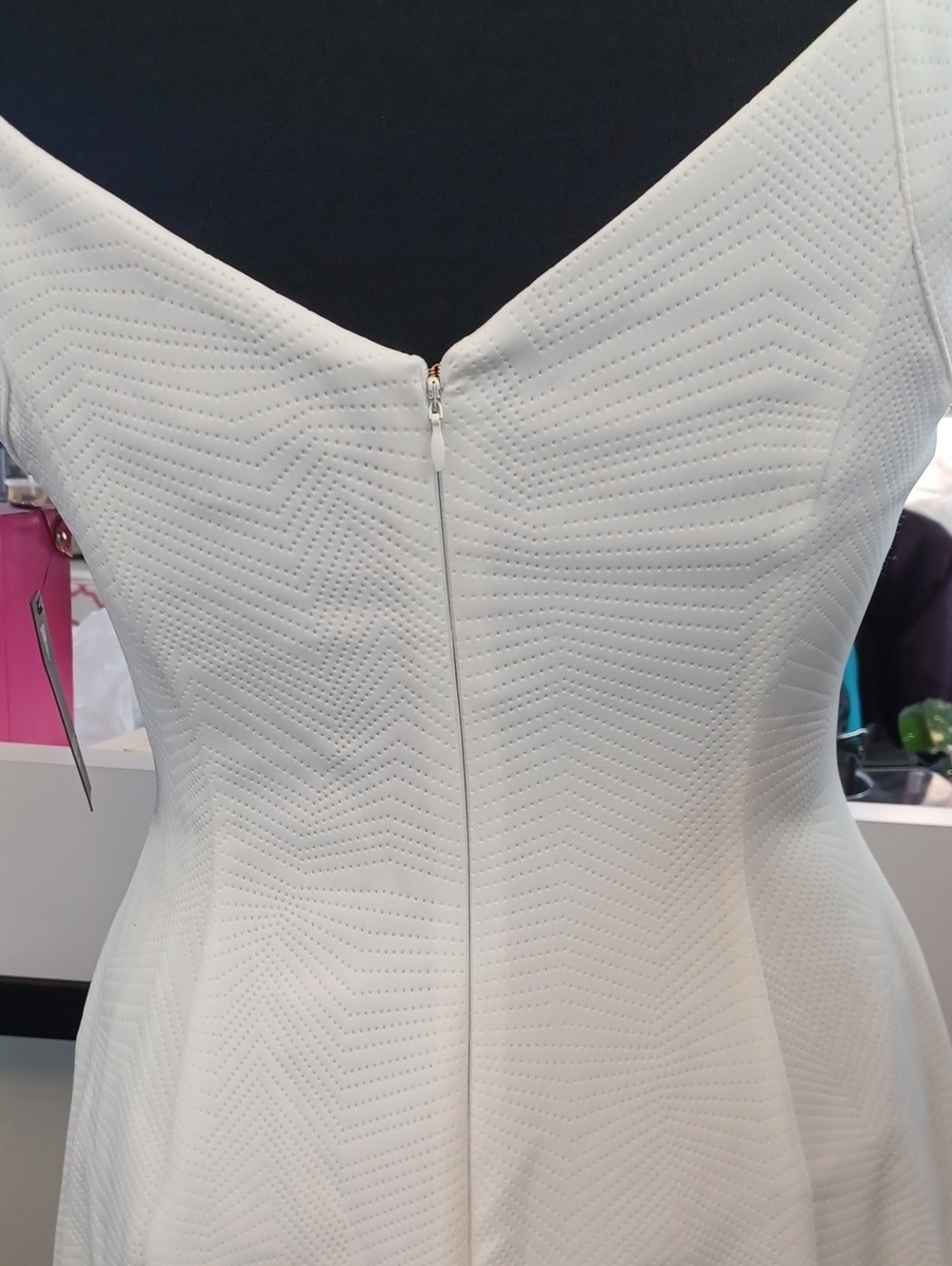 Guess White Swing Rockabilly Dress NWT - Picture 4 of 10